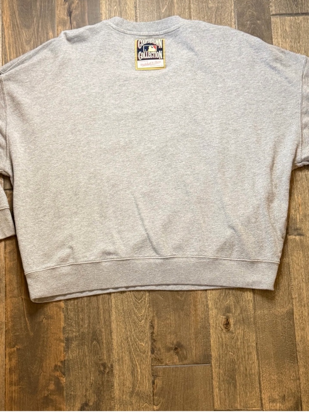 Mitchell & Ness Kansas City Royals 2X Gray Oversized Logo Crewneck Sweatshirt - Picture 6 of 8